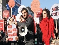 AIDS’e dikkat çektiler