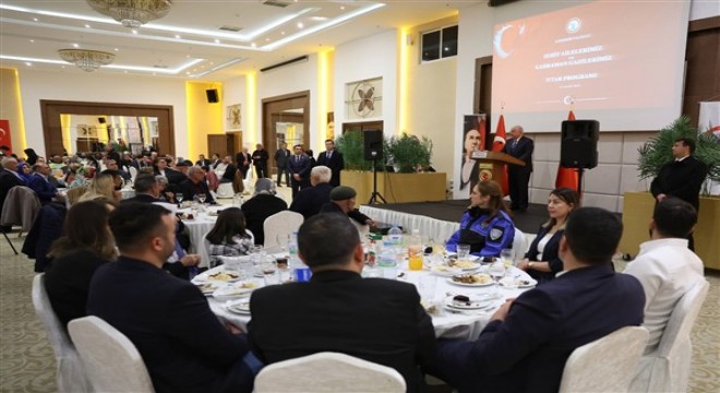 Bakan Güler, Kırşehir de şehit aileleri ve gazilerle iftar yaptı