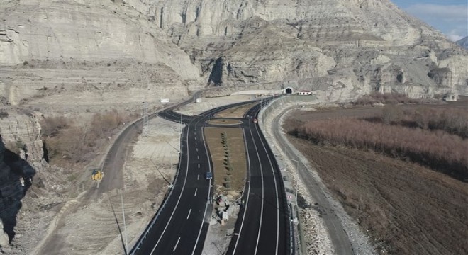 Doğu ve Güneydoğu Anadolu’yu Karadeniz’e bağlayan Pirinkayalar Tüneli açılıyor