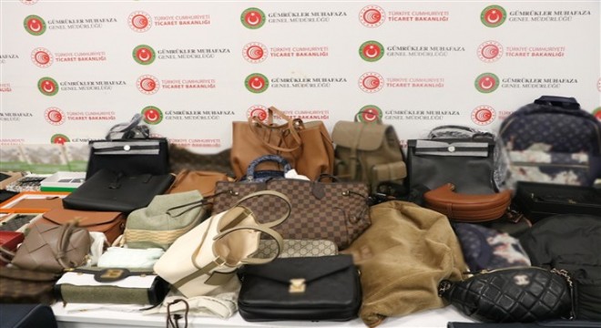 İstanbul Havalimanı’nda kaçak lüks eşyalar yakalandı