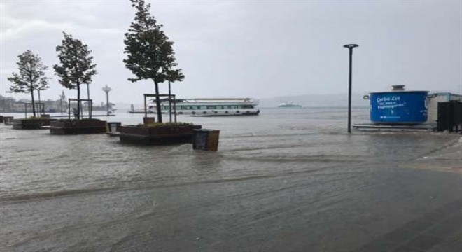 İstanbul a kuvvetli yağış uyarısı