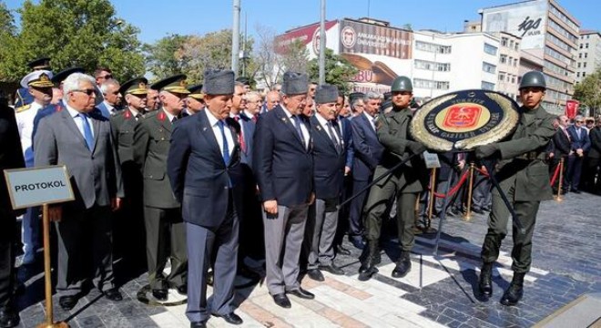 Kahramanlık ve şeref günü