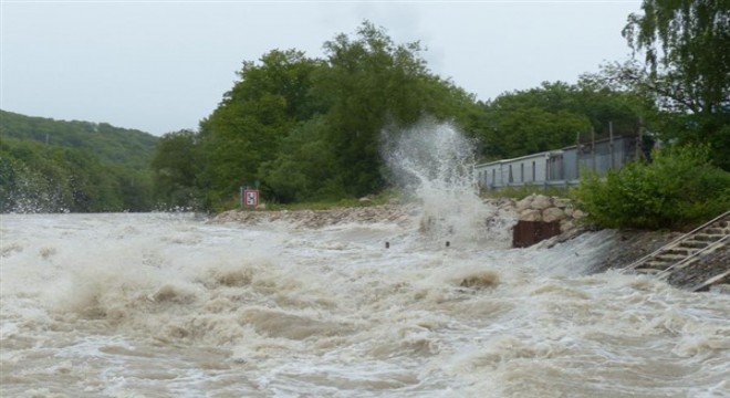 Meteorolojiden Orta Karadeniz de kuvvetli yağış uyarısı