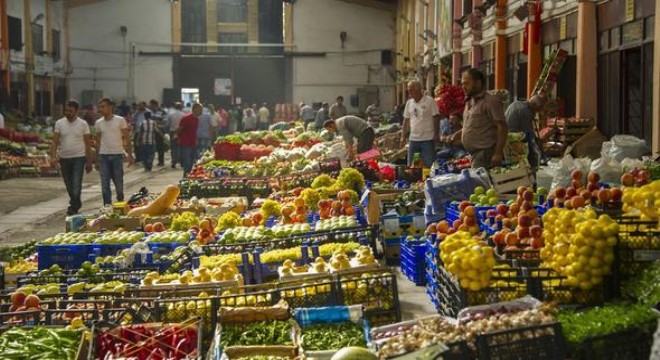 Sofraların vazgeçilmezi domates oldu