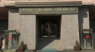 MSB'den Buse Naz Çakıroğlu ve Busenaz Sürmeneli için tebrik mesajı