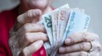 Yaşlı ve Engelli Aylıkları Hesaplara Yatırılmaya Başladı