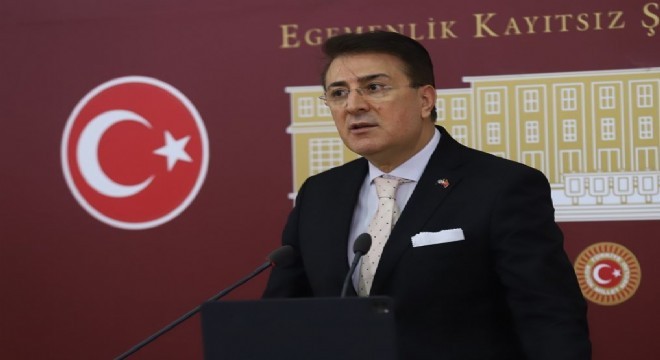 ‘Türk Milleti cumhurbaşkanımızla iftihar ediyor’